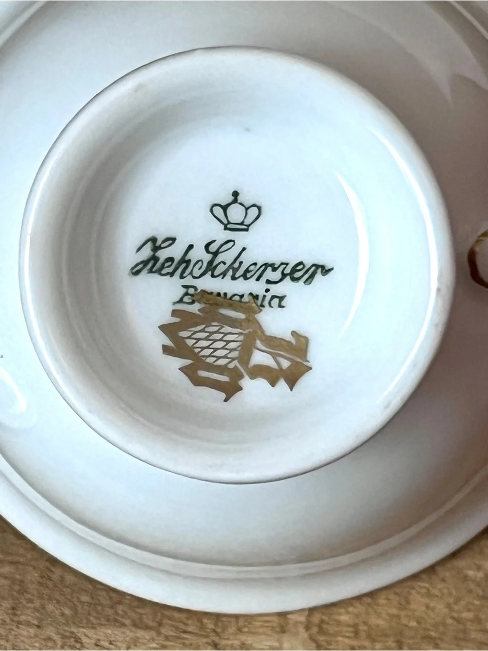 Antique Zeh Scherzer Bavaria Art Deco Teacup & Saucer - Red & Gold - Picture 5 of 6